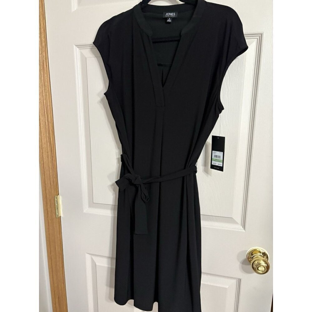 Black Jones New York Sleeveless Dress V Neck NWT Womens SIze 8 Belt